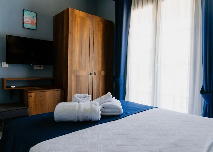 Cati Boutique מלון *