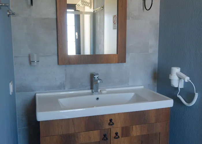 Cati Boutique מלון