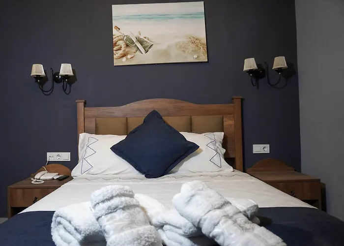 מלון Cati Boutique אלאקאטי